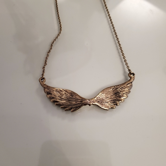 Angel wings necklace - Picture 3 of 4